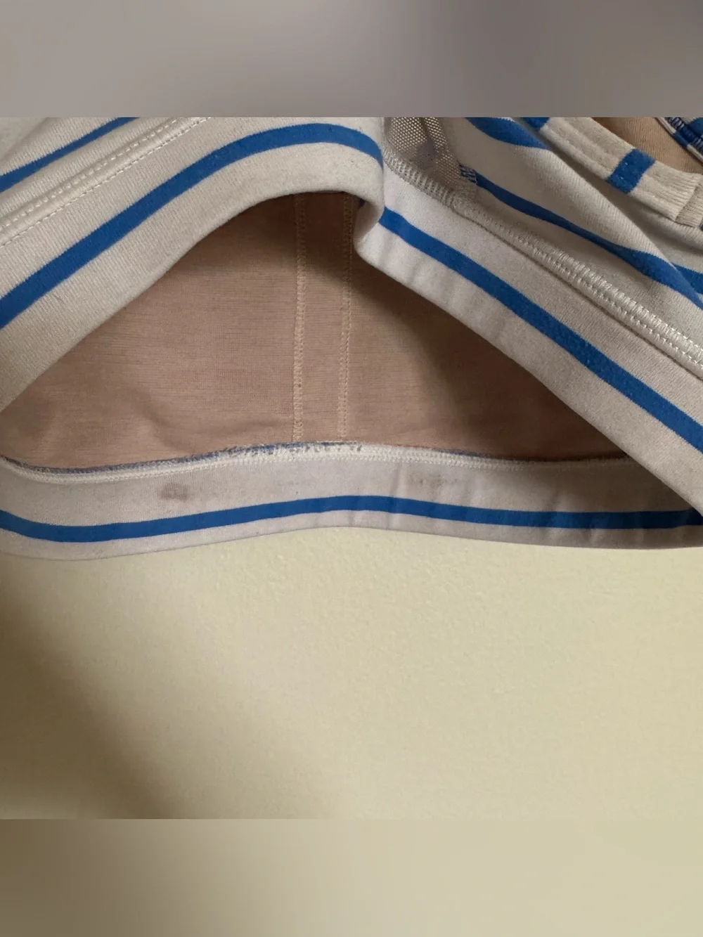Lululemon Flow Y Bra Blue White Stripe Size 4
